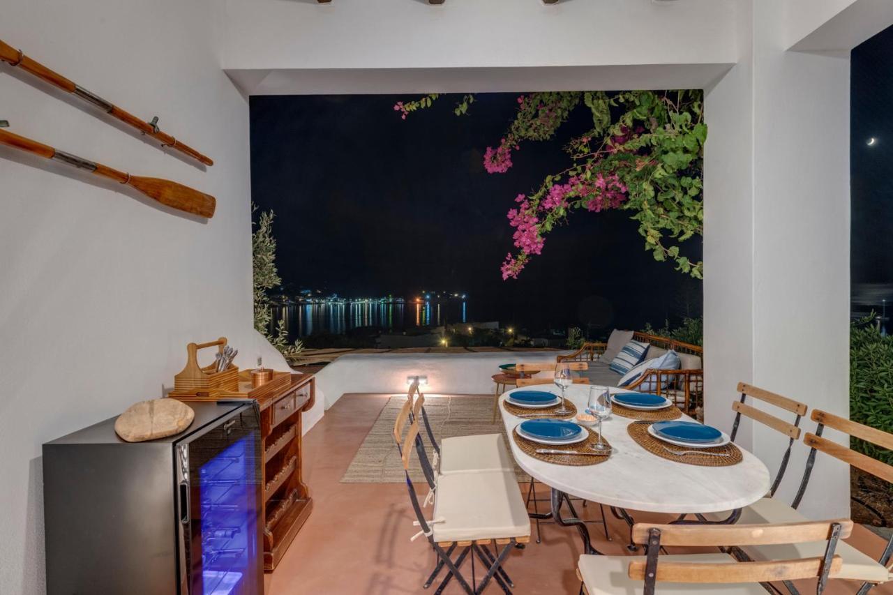 Cycladic Aura - Traditional Holiday Cottage ฟินิกัส ภายนอก รูปภาพ