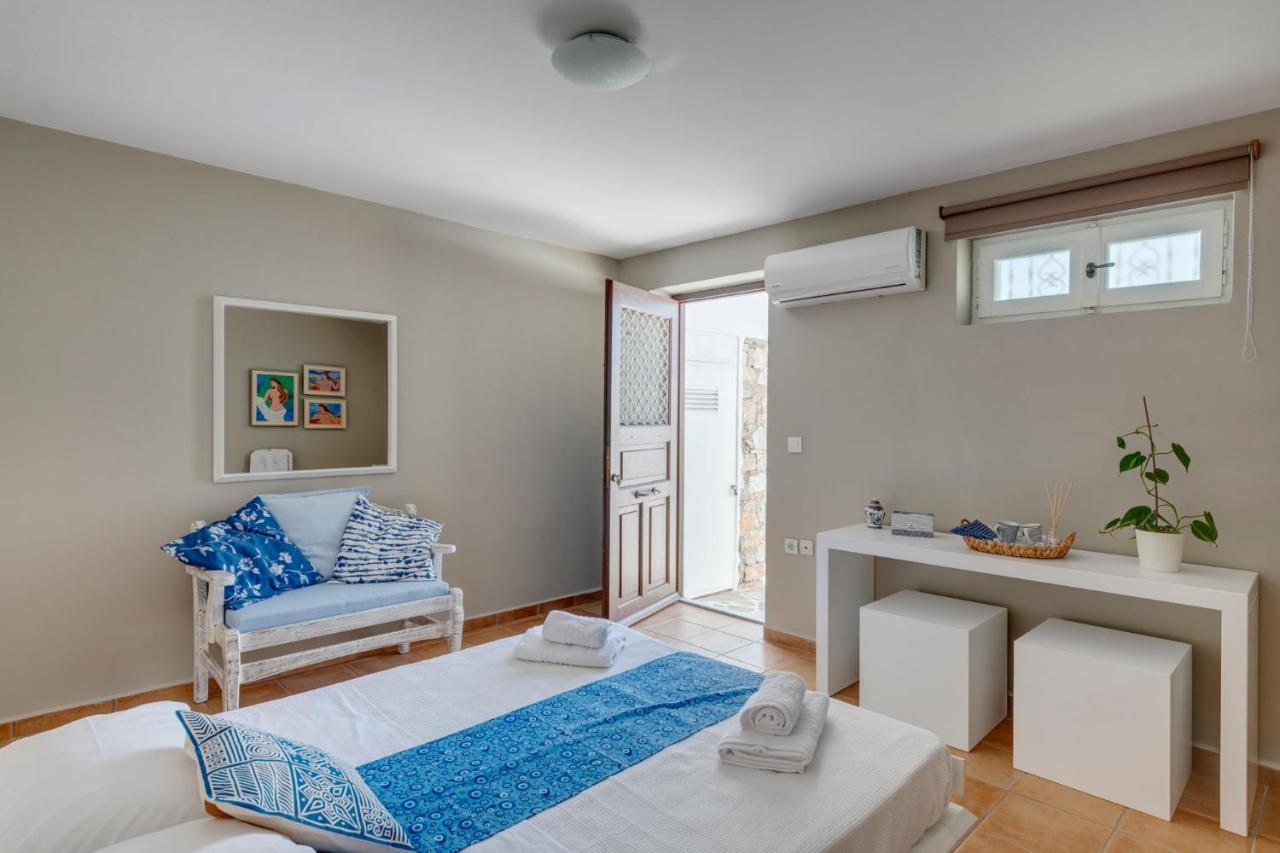 Cycladic Aura - Traditional Holiday Cottage ฟินิกัส ภายนอก รูปภาพ